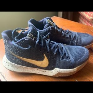 Men’s Nike Kyrie Irving 3 Obsidian Size 8